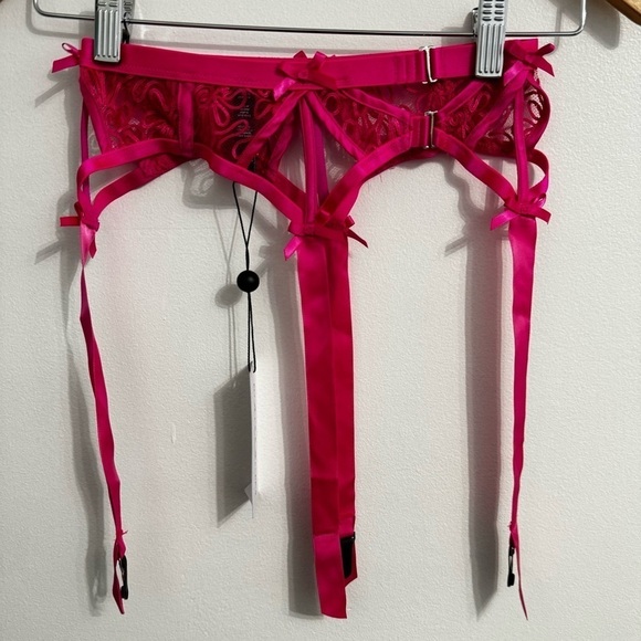 NWT For Love & Lemons Soutache Lace Garter Belt in Hot Pink size XS - Picture 4 of 9